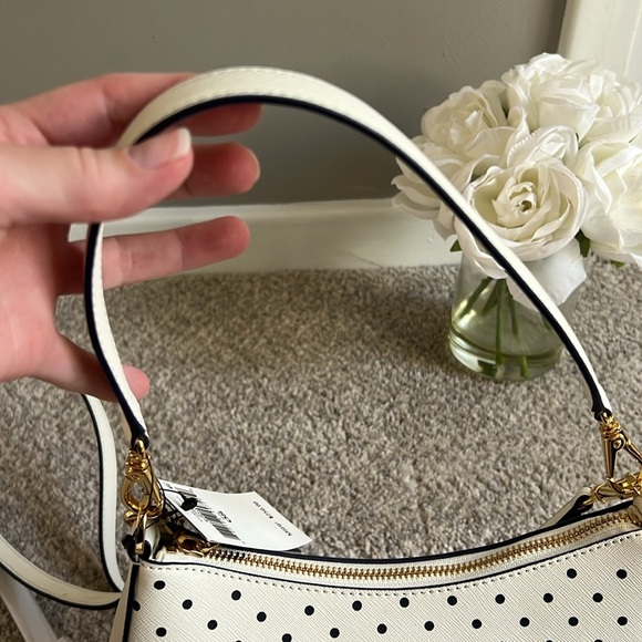 NWT 🤩Lauren Ralph Lauren Navy and White Polka Dot Leather Shoulder Bag - Picture 3 of 10